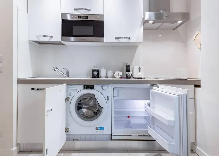 35 Gozzadini Apartament